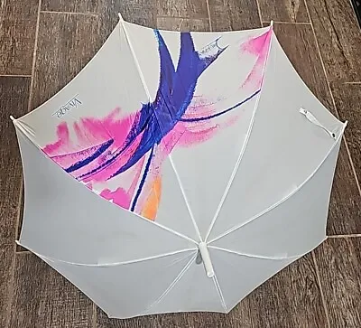 Vintage White Umbrella Vivage • $12