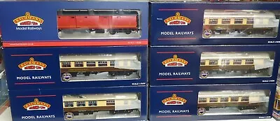 Collection Of Bachmann 00 Gauge Coaches - Choose From Drop Down Menu. • £44.50