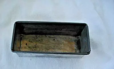 Vintage Metal Steel Loaf Pan Folded Edges Heavy OLD 7.5 In X 3 3/8 X 2 5/8 • $5.99