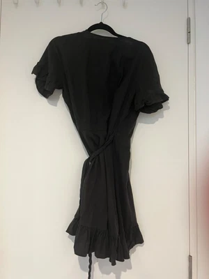 $15 • Buy Tigerlily Black Mini Wrap Dress Small Linen And Cotton