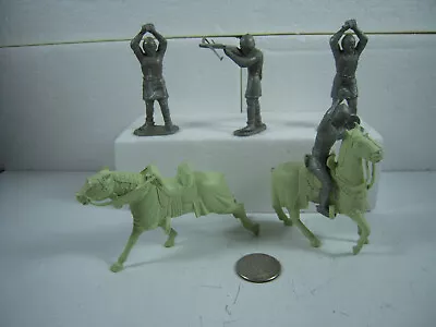 MARX Robin Hood 60mm Knights And Steed Lot Of 6 Damaged • $15