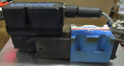 Vickers Proportional Hydraulic Valve KBFTG4V52B50N7PE7H710 Used Take Out / S2 • $929.50