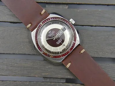 70's Vintage Watch Mens Diver Plongee Triunfo Unic Automatic ETA 2836 Burgundy • $489