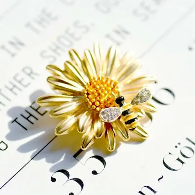 Enamel Crystal Daisy Sunflower Bee Insect Brooch Pin Jewelry Party Women Gift • $3.42