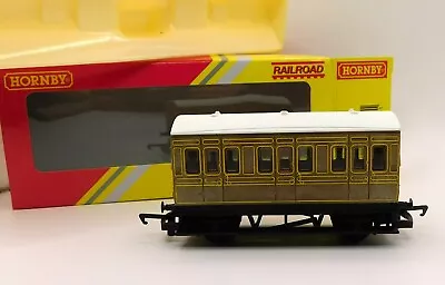 Hornby R4674 LNER 4 Wheel Coach Teak Boxed OO (1) • £11.45