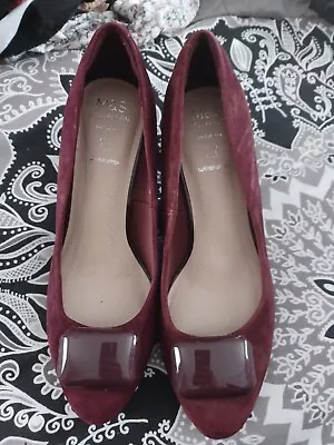 M & S Burgundy Insolia Wide Fit Size 5 Excellent Condition • £2.99