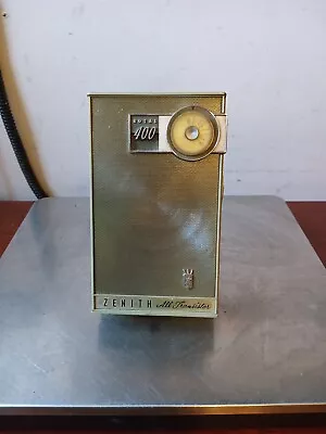 Zenith Royal 400 Vintage Transistor Radio Untested  • $10