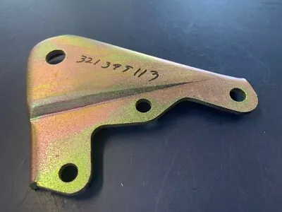 $40 • Buy  Volkswagen Passat Dasher Audi Fox 4000 80 90 Avant Rear Shift Bracket 321399113