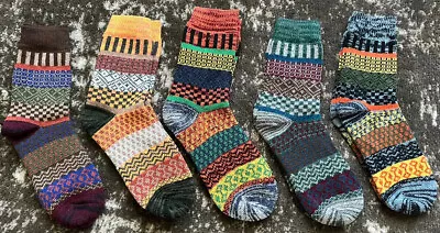 5 Pairs Mens Retro Wavy Stripes Plaid Crew Unisex Thick Warm Christmas Socks • $17.99