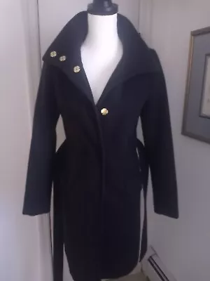 H&M Women Coat Size 2 • $26