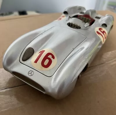 GPReplicas Mercedes W196R #18 Fangio World Champion 1954 Italy GP 1/18 GP128DD • £200