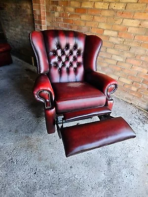 Oxblood Chesterfield Recliner - Can Deliver • £9.99