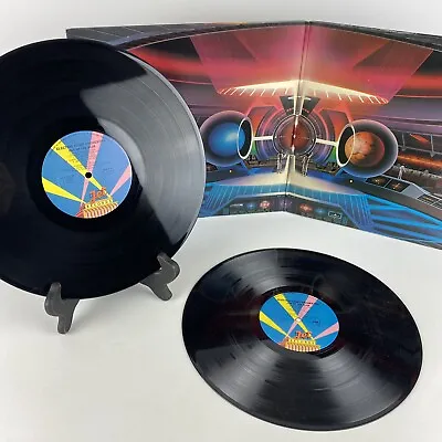 ELECTRIC LIGHT ORCHESTRA- Out Of The Blue 2 Records Set Vinyl Collectible A9 • $24.99