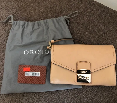 $59 • Buy Oroton Getty Pouch Travel Wallet New $295