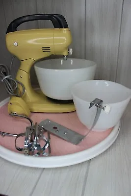 Vintage Hamilton Beach Scovill 10 Speed Stand Mixer Model 60 W/ Bowl • $40.55