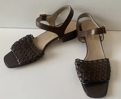SALVATORE FERRAGAMO Bronze Sandals Size 7.5 • $120