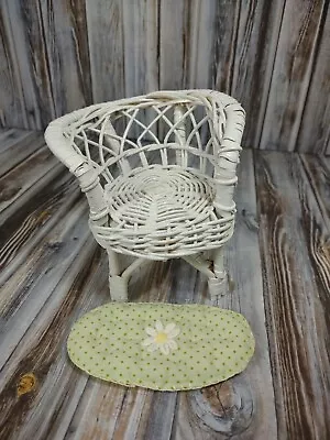 Small Dollhouse Miniature White Whicker Chair With Rug / Pillow • $12