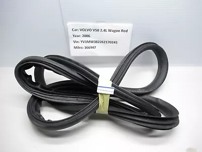 2006 VOLVO V50 RL Weatherstrip Body Door Rubber Seal Strip 30661314 OEM & CFLO • $32.31