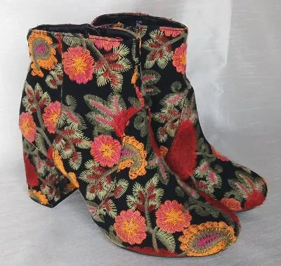 Mia Vail Womens Boot 8.5 Multicolor Over Black Floral Embroidered Ankle Bootie • $34.89