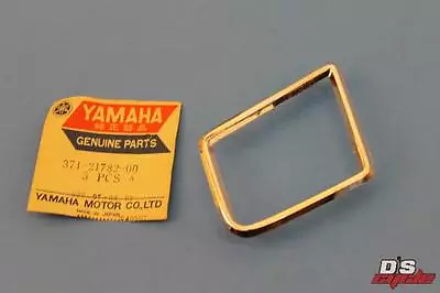 NOS Yamaha 1973-75 TX500 XS500 Emblem/Side Cover Molding #371-21782-00 • $4.95