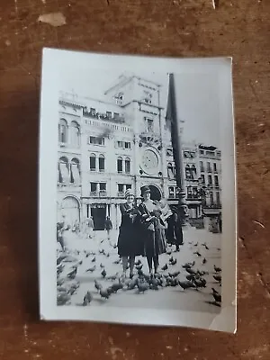 Feeding Pigeons Venice Italy St Marks Square Clock Tower Vintage 1927 Photo • $14.99