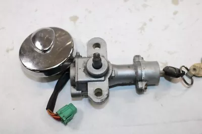 Lockset W/Key (Steering Lock & Fuel Cap) 37101-41871 2006 Suzuki Boulevard C50 • $300