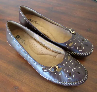 White Mountain  Kimole  8M Woman's Moccasin Style BROWN With 1.5  Heel • $5.99