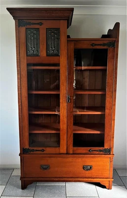 $2350 • Buy Antique Australian Oak Arts And Crafts Display/bookcase/storage Cabinet C 1910