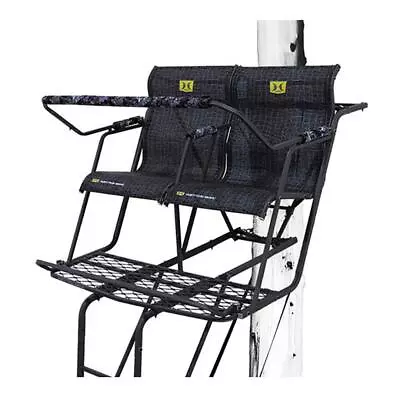 Razor 2-Man Ladder Treestand 18' Tall X 51  W Durable Steel W/ Safe-Tread Steps • $447.56
