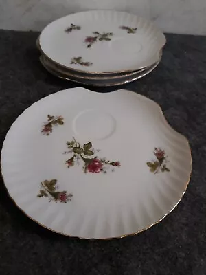 Lot Of 4 Vintage Moss Rose Porcelain Shell Shape Snack Plates Japan 8”  • $10.40