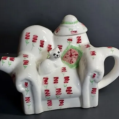 VTG 1995  Cardinal  Inc. Tee-Nee Ceramic Teapot & Lid  -  Kitty On Couch   • $14.99