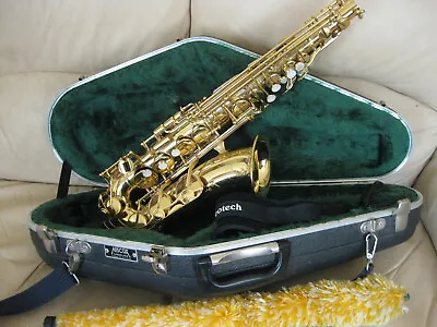 Yamaha YAS 275 Alto SaxophoIn - In Gold • £875