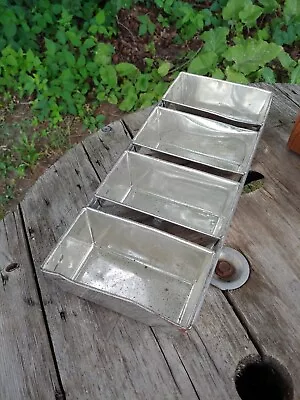 Vintage Strapped Loaf Pans (4-loaves Each  • $9.99