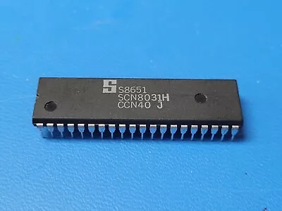 (1 PC) SCN8031HCCN40 Microcontroller 8-Bit 8051 CPU 12MHz MOS PDIP40 • $7.95