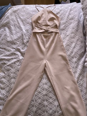 $15 • Buy Women’s Jumpsuit (size 8)