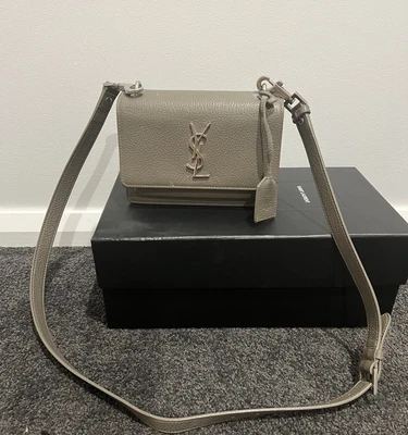 $1500 • Buy Authentic Saint Laurent Ysl Sunset Bag Grey