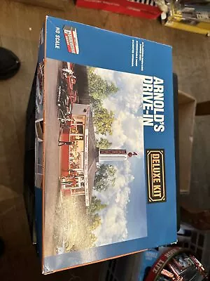 Walther’s Cornerstone Series HO Gauge #933-3708 “Arnold's Drive-In” Kit In Box • $30