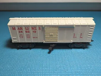 Marx Train Marlines 249319 Cream Operating Boxcar Vintage. With Worker. • $21.95