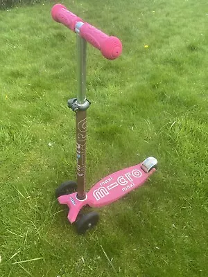 Maxi Micro Scooter Deluxe Raspberry With New Maxi Micro Handle Grips • £69.99