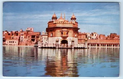The Golden Temple Amristar INDIA Postcard • $7.98