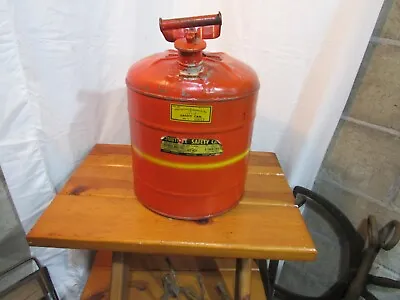 JUSTRITE Gas Can # G-328213 5 GALLON TYPE I SAFETY RED GOOD CONDITION GREAT ! • $24.95