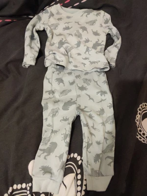 £0.99 • Buy 6 To 9 Months Boys Clothes