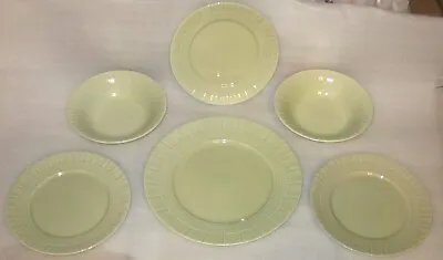 6 Pc SET MARTHA STEWART BASKETWEAVE SAGE GREEN 2 BOWLS 1 DINNER 3 SALAD PLATES • $62.88