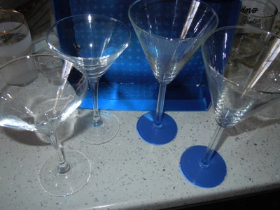 £12 • Buy Martini Cocktail Glasses- Sets Of 2- Clear And Blue Bases