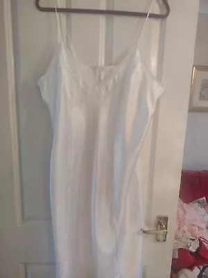 Vintage Marks & Spencer White Lace Trim Slip Size 20 • £3.79