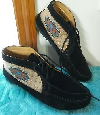 Minnetonka Southwestern El Paso Aztec Lace Up Ankle Booties Women's 6.5 • $24.99