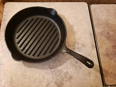WAGNER'S 1891 ...11 3/8 CAST IRON-FAT. FREE FRIER - With GRID  • $40