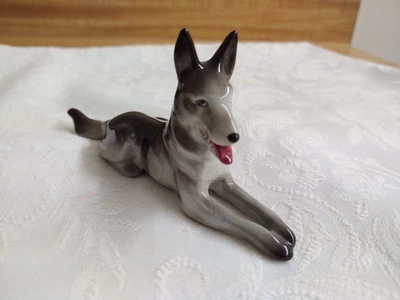 $25 • Buy Vtg. German Shepherd Reclining Figurine. England?