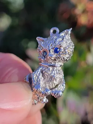 Vintage Sterling Silver Pendant Charm Fluffy Kitty Cat Blue Sapphire (?) Eyes • $23.50