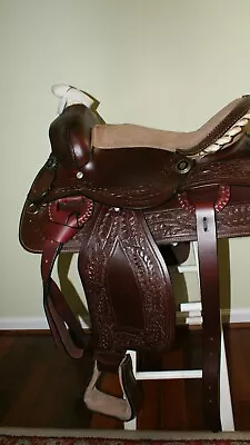 Brand New 16  Western Show Saddle Hand Tooled Brown Floral Design (10-0045) • $200.85